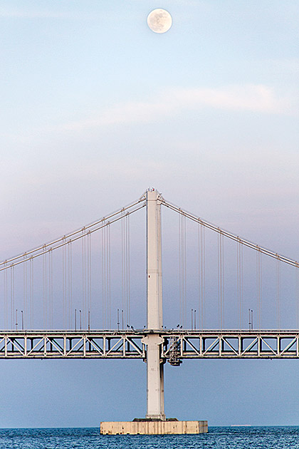 Full Moon Busan