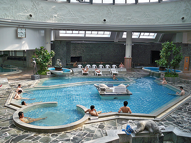 Read more about the article Oncheon’s Heosimcheong – The Largest Spa in Asia