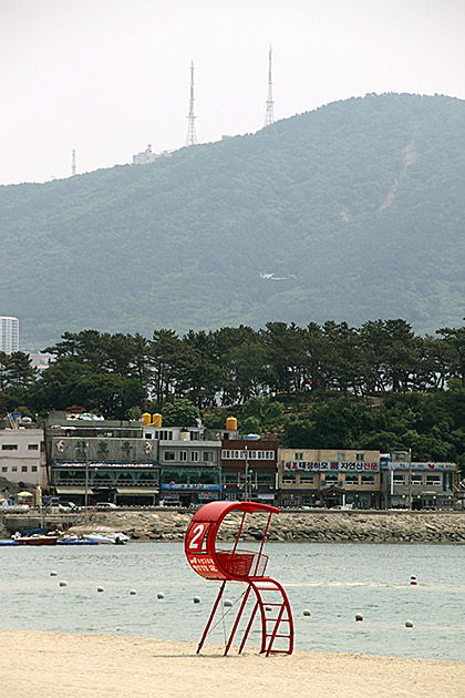 Read more about the article Songdo Beach and Amnan Park