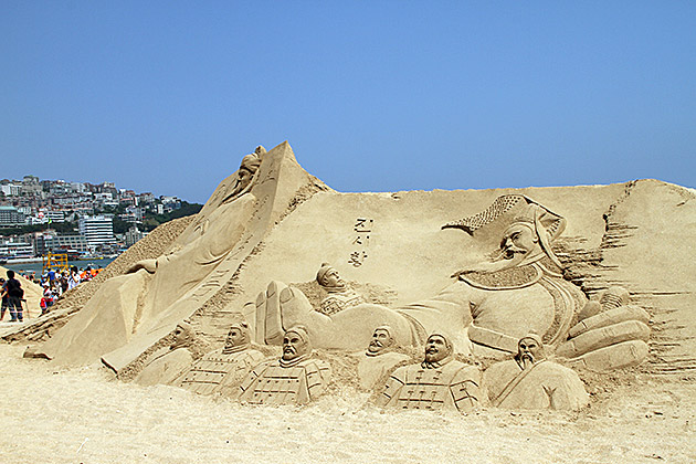 Read more about the article Haeundae’s Sand Festival